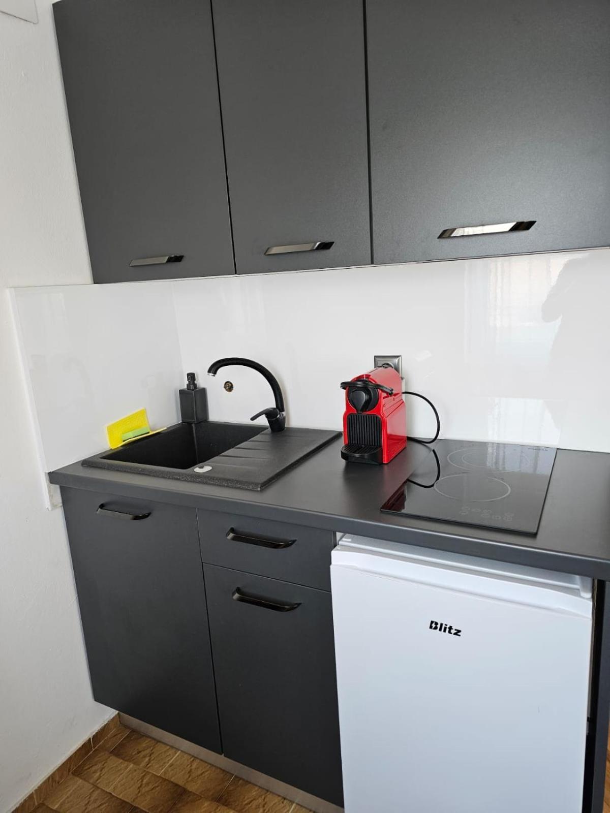 Apartmani Suhi Brod Медулин Экстерьер фото