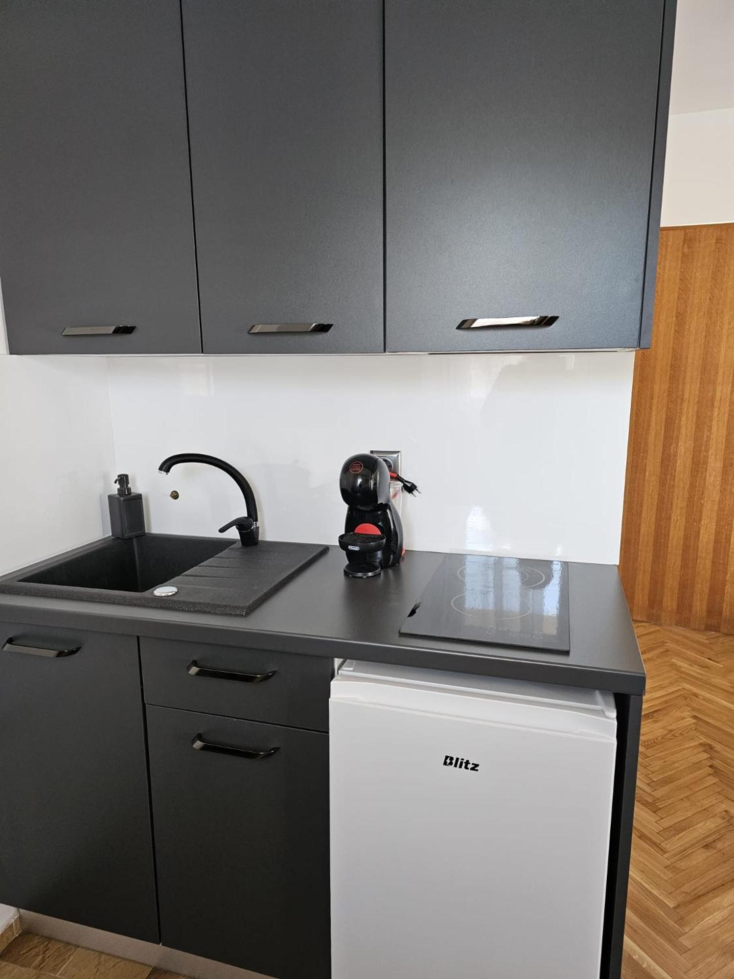 Apartmani Suhi Brod Медулин Экстерьер фото